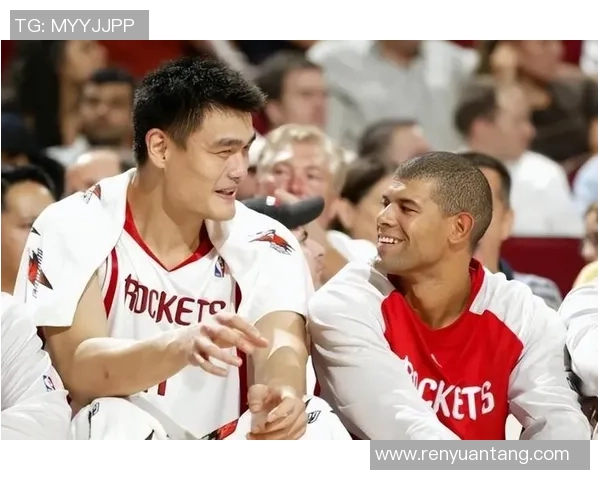 詹姆斯与巴蒂尔携手姚明共创篮球传奇的辉煌岁月